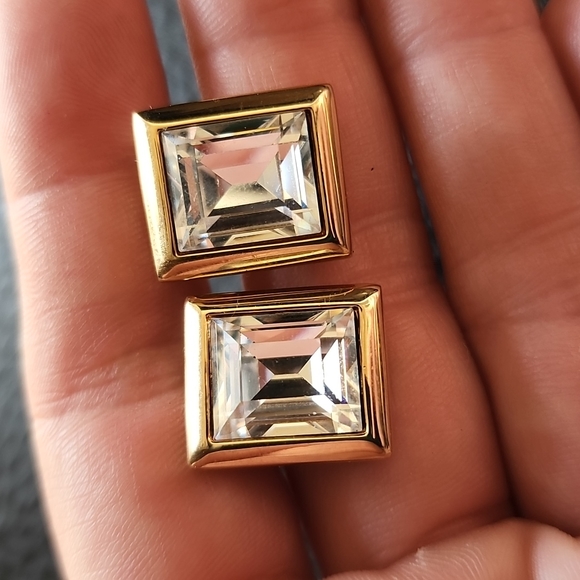VTG Swarovski clip on earrings